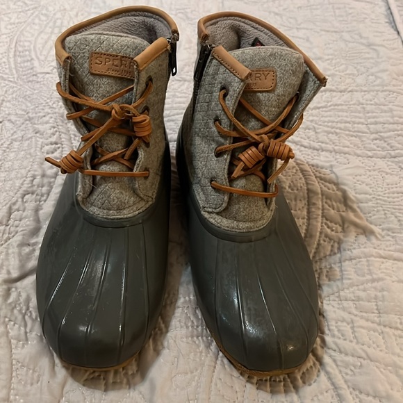 Sperry boots - Picture 2 of 4